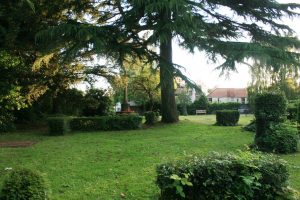 Clifton Green, the site of the original St Andrews Church (1272).